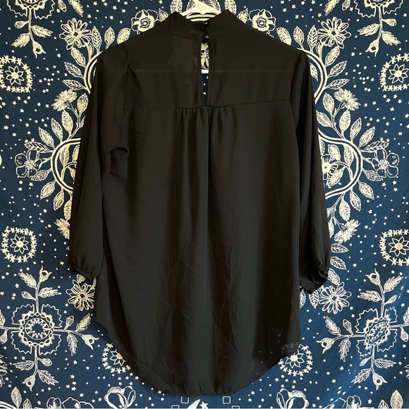 Blouse - Picture 6 of 6